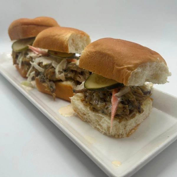 CAROLINA BBQ PULLED PORK SLIDERS // $9.99