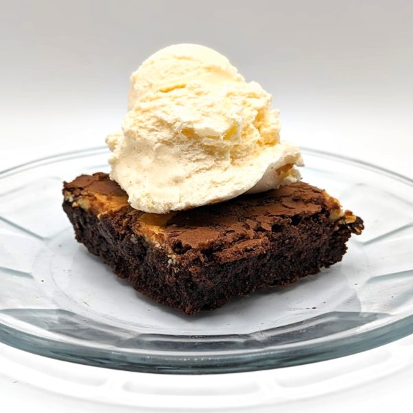 CHEESECAKE BROWNIE Á LA MODE // $5.99